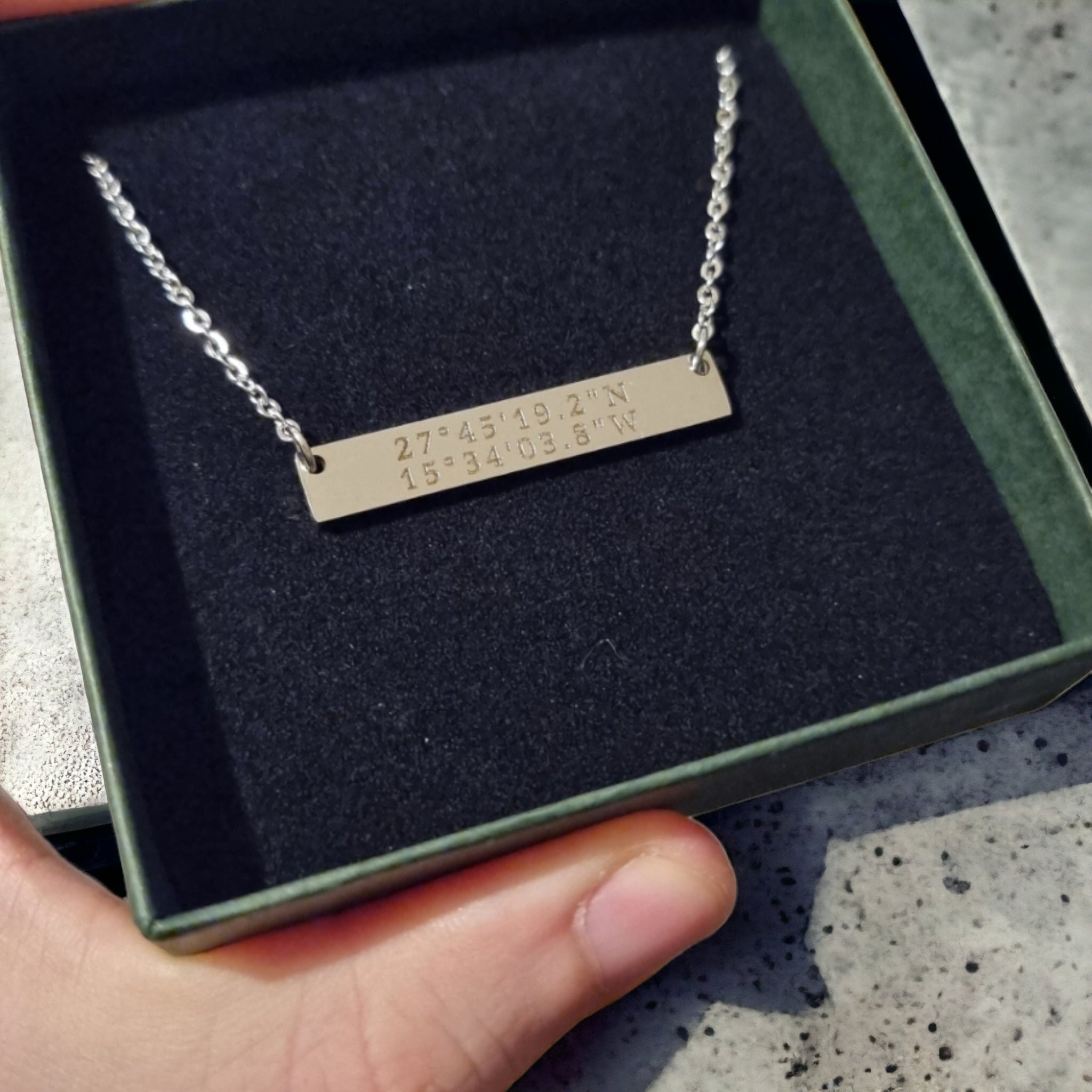 Plate Halskette mit Gravur - Ketten - CARDORI