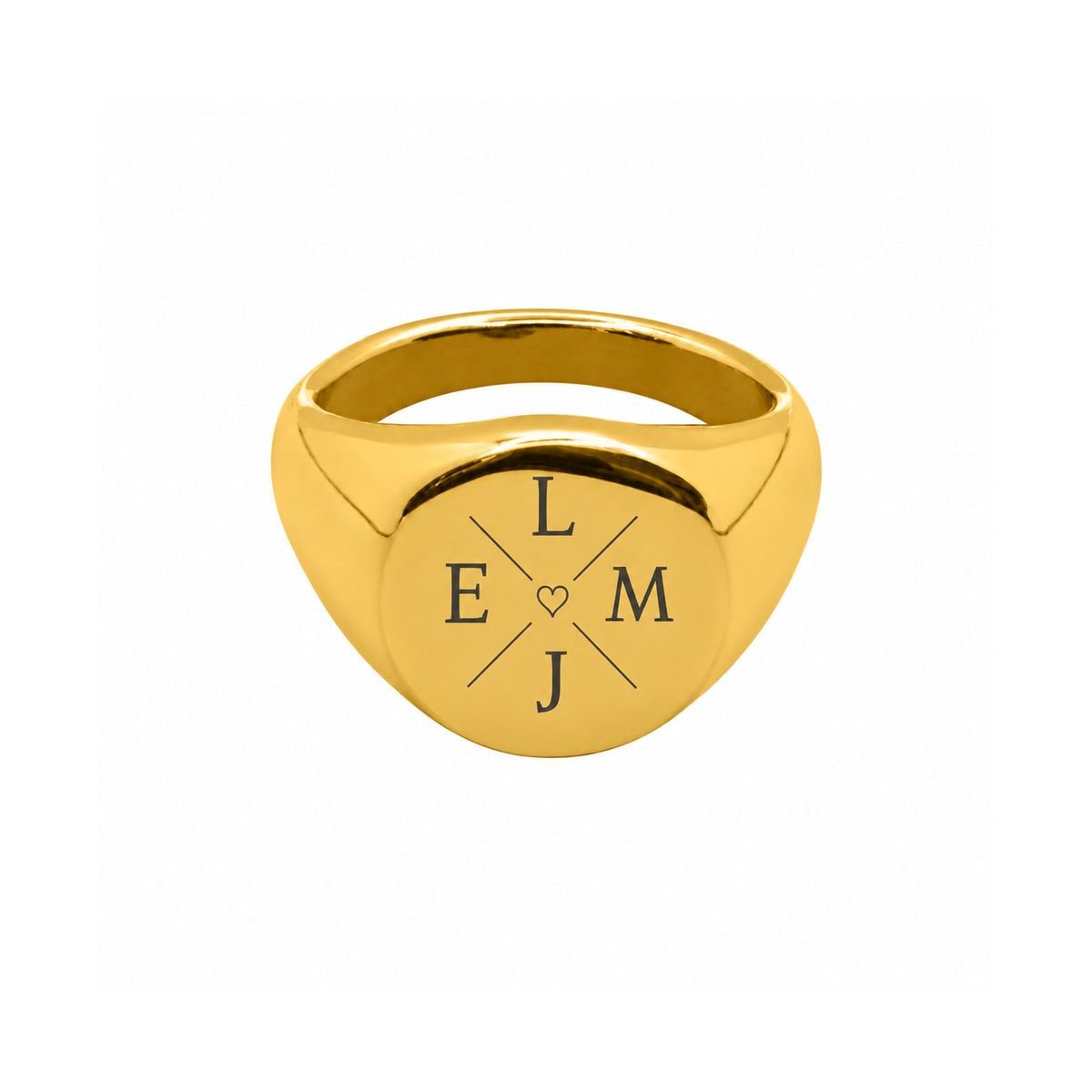 Coin Ring Gold mit digitalem Gravurbeispiel Vier Initialen und Herz, freigestellt auf Weiß ohne Bodenschatten
