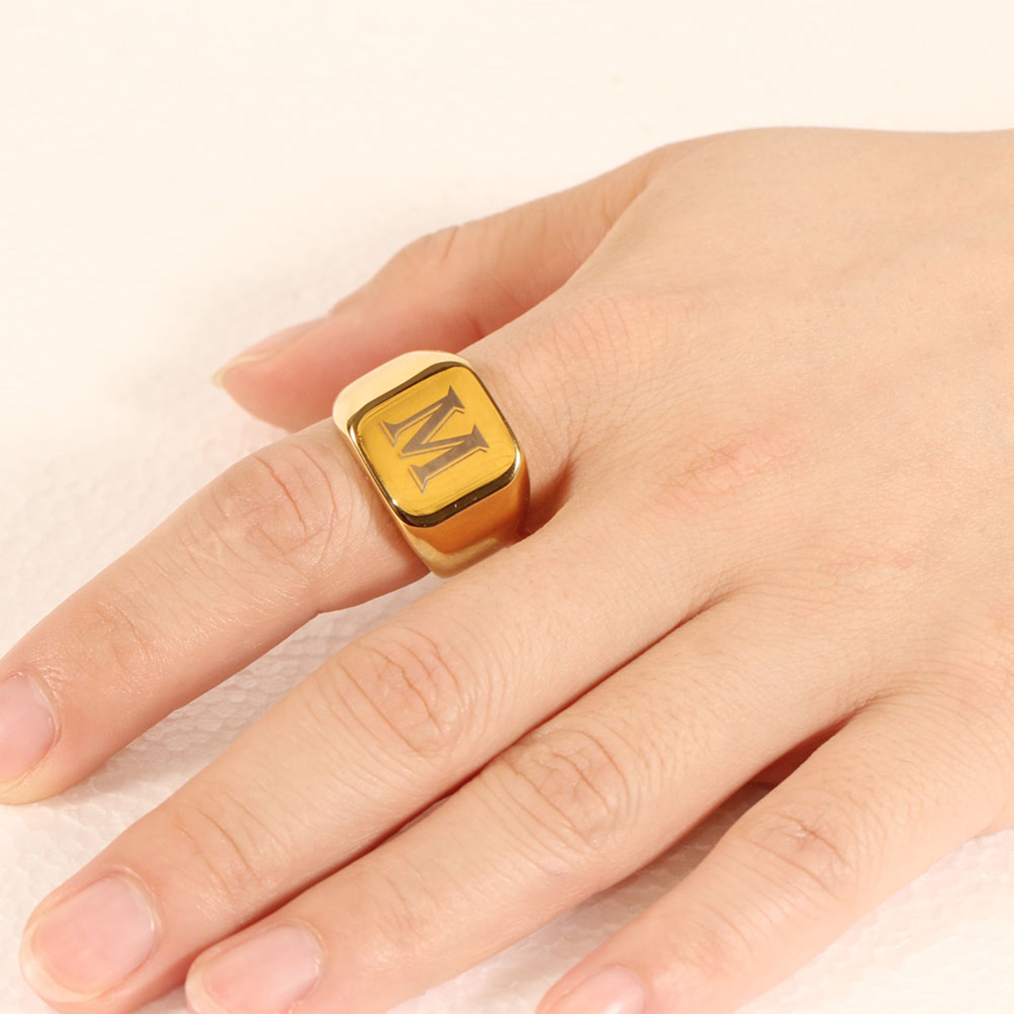 Square Gravur Siegelring | Handschrift Gravur - Ringe - CARDORI