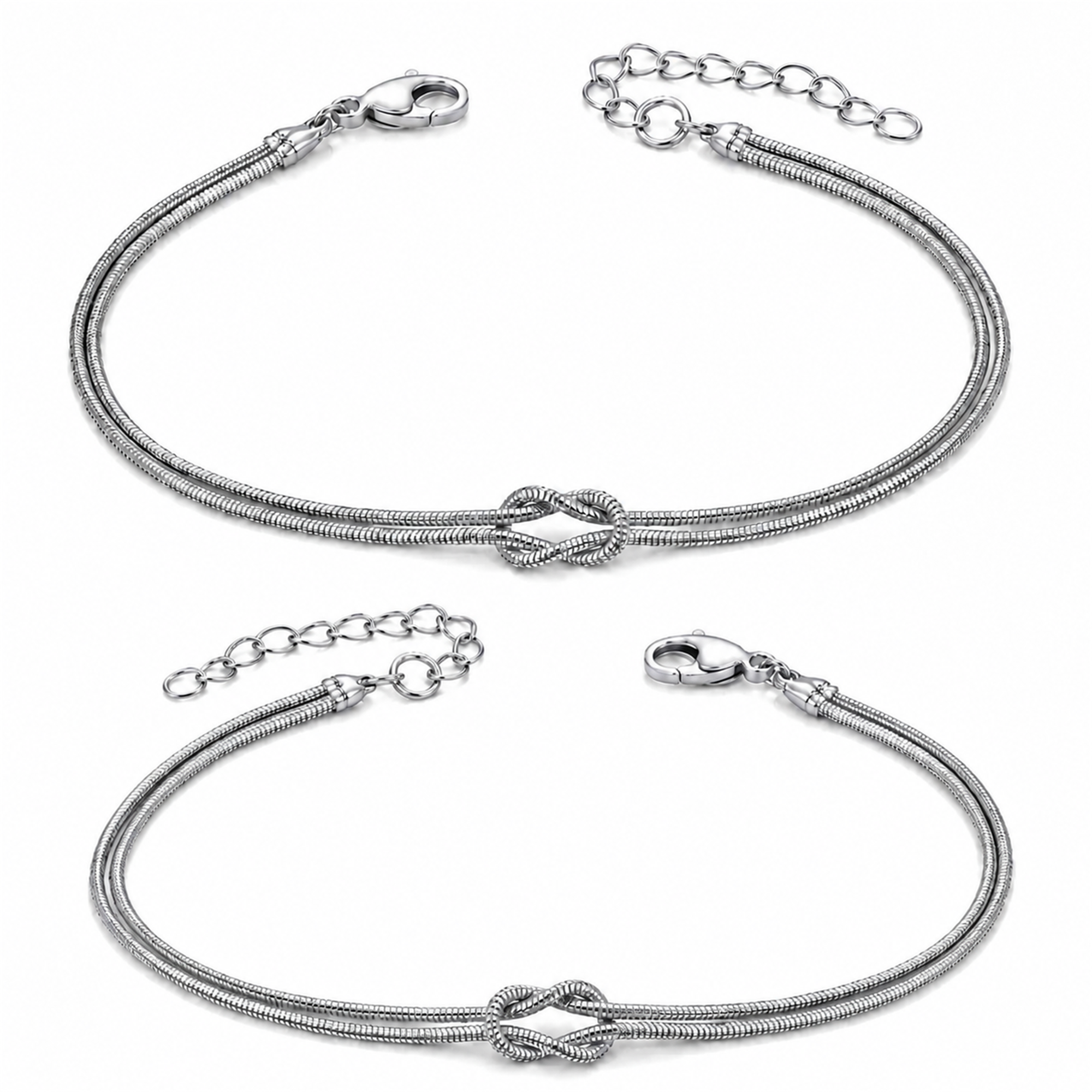 Knot Armband-Set Silber und Silber auf weißem Hintergrund