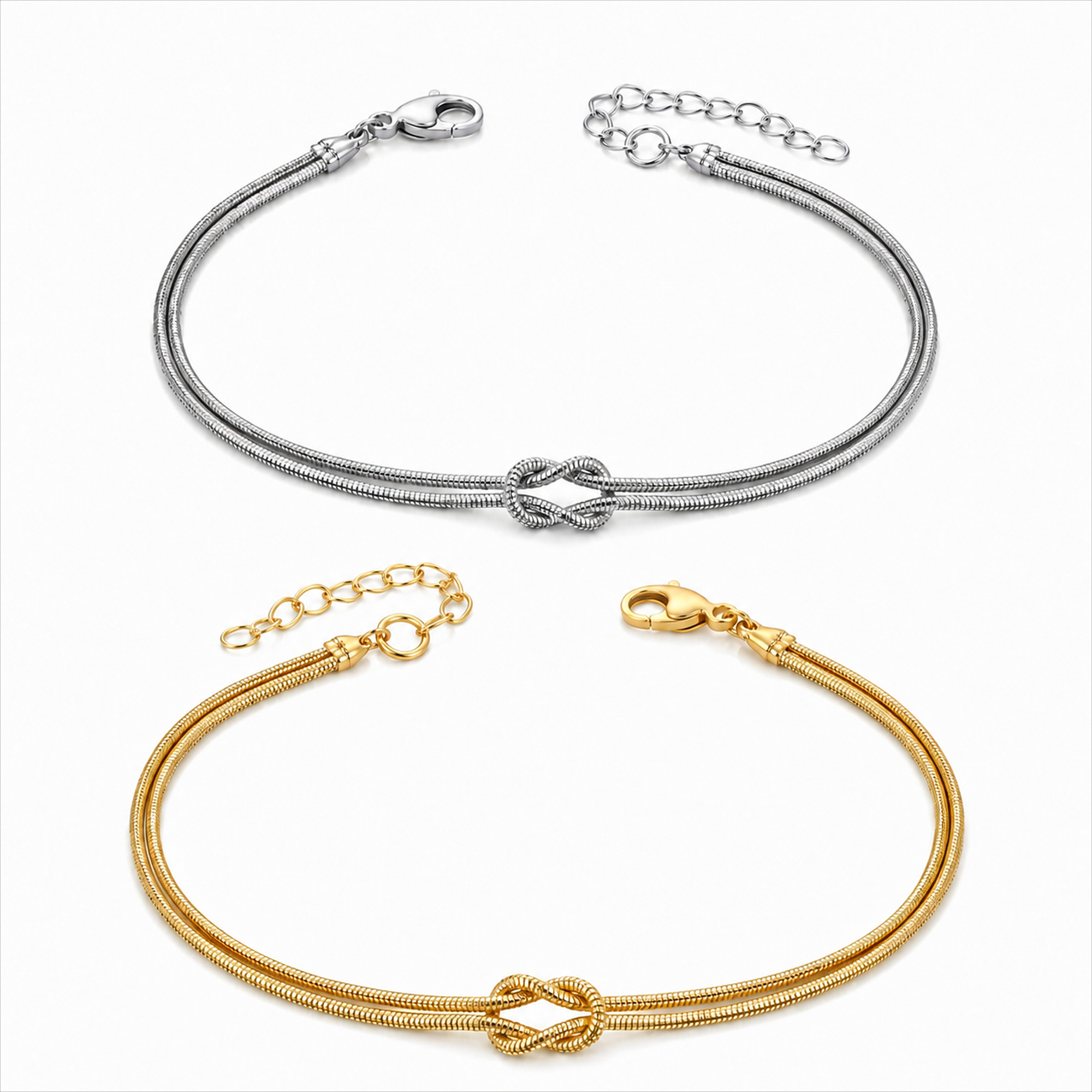 Knot Armband-Set Silber oben und Gold unten auf weißem Hintergrund