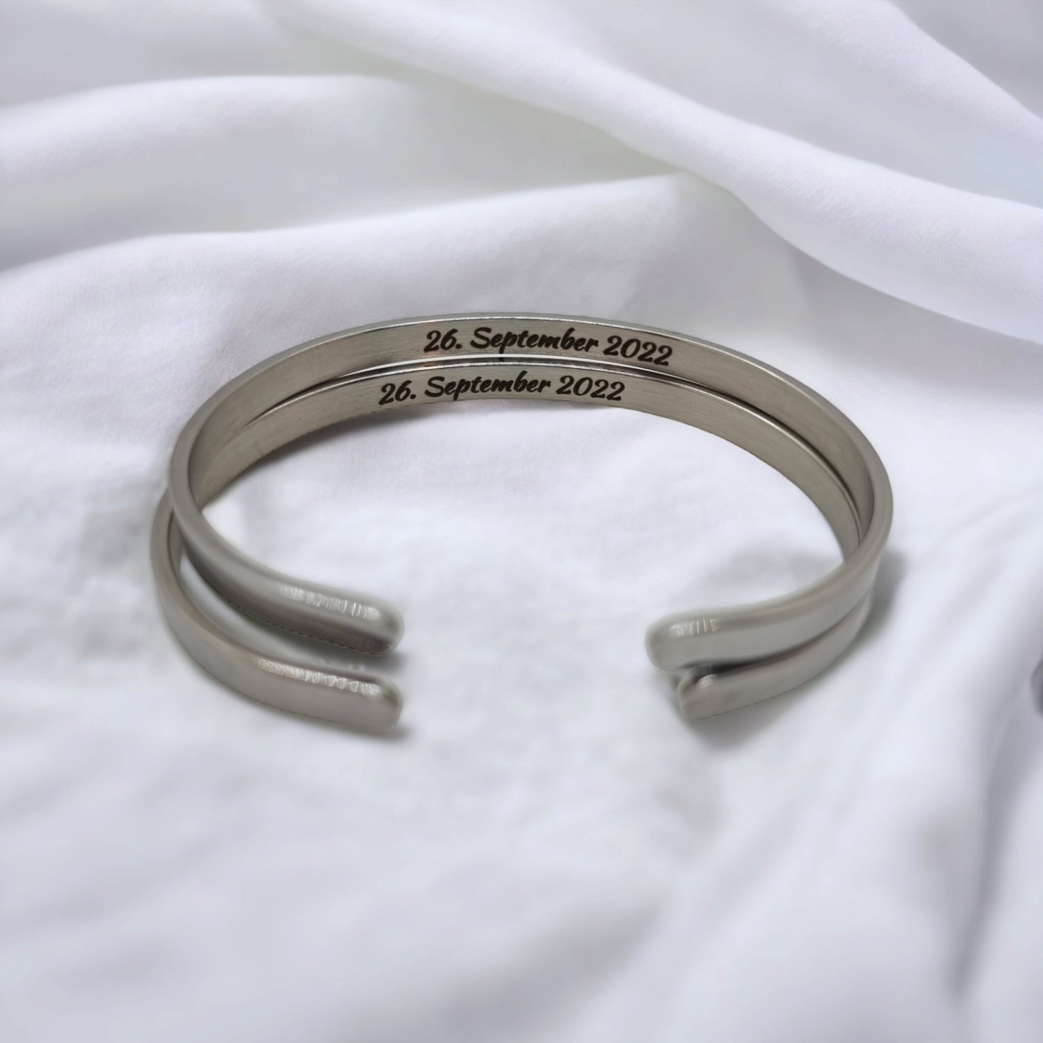 Personalisierter Armreif mit Gravur - Armbänder - CARDORI