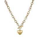 Goldfarbene Big Chain Herz-Halskette mit ovalen Gliedern, Knebelverschluss und Initialenkreuz