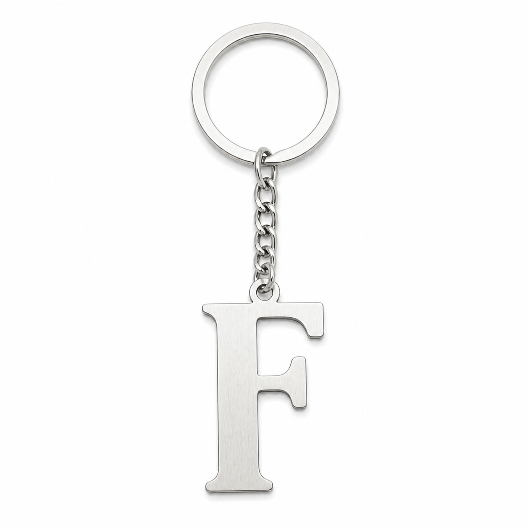 Silberfarbener Initial-F-Schlüsselanhänger aus Edelstahl, frontal auf weißem Studiohintergrund.