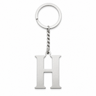 Silberfarbener Initial-H-Schlüsselanhänger aus Edelstahl, frontal auf weißem Studiohintergrund.