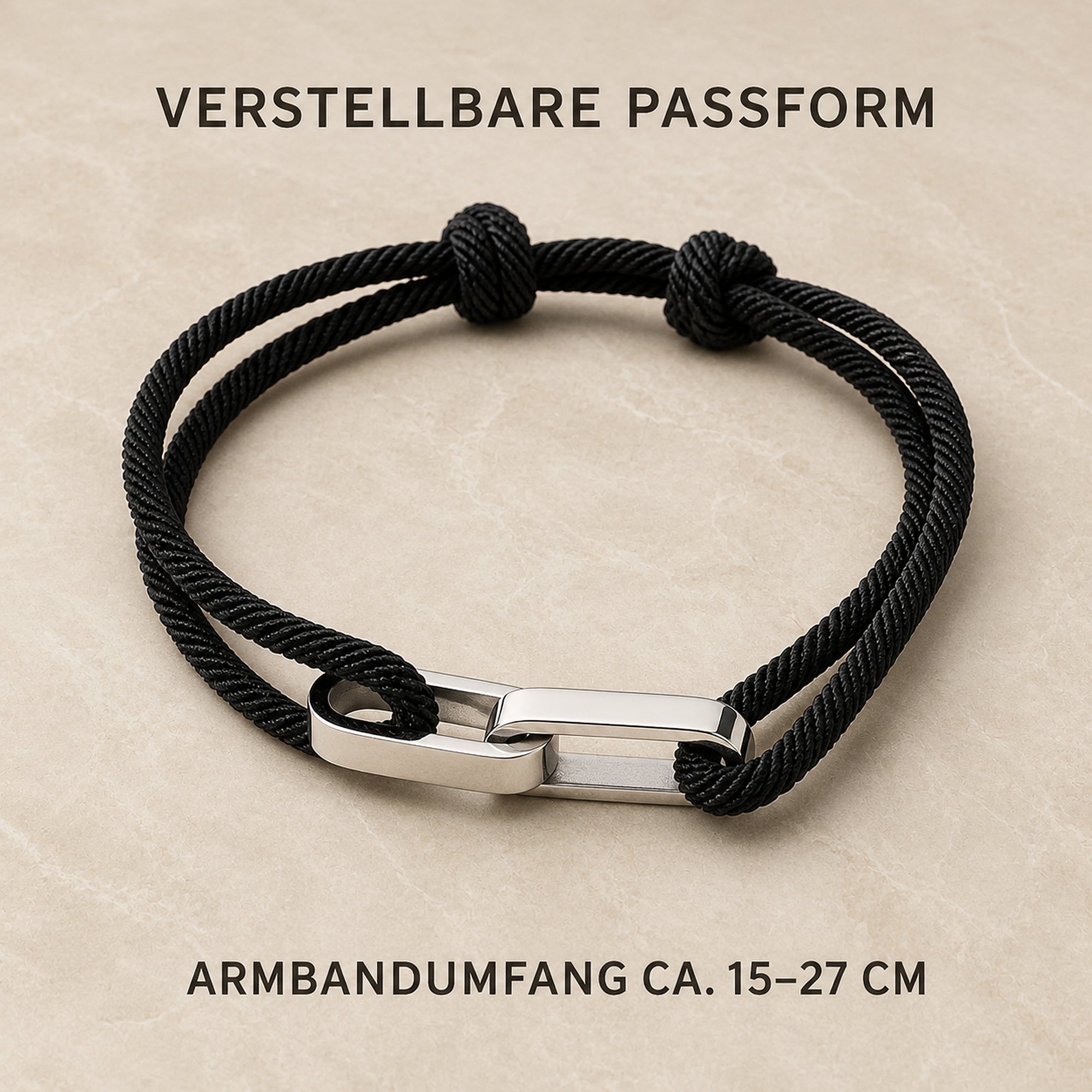 Verstellbare Passform des Kordelarmbands von circa 15 bis 27 Zentimeter