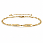 Twist Armband in Gold, 16,5 cm, mit Beispielgravur auf weißem Hintergrund
